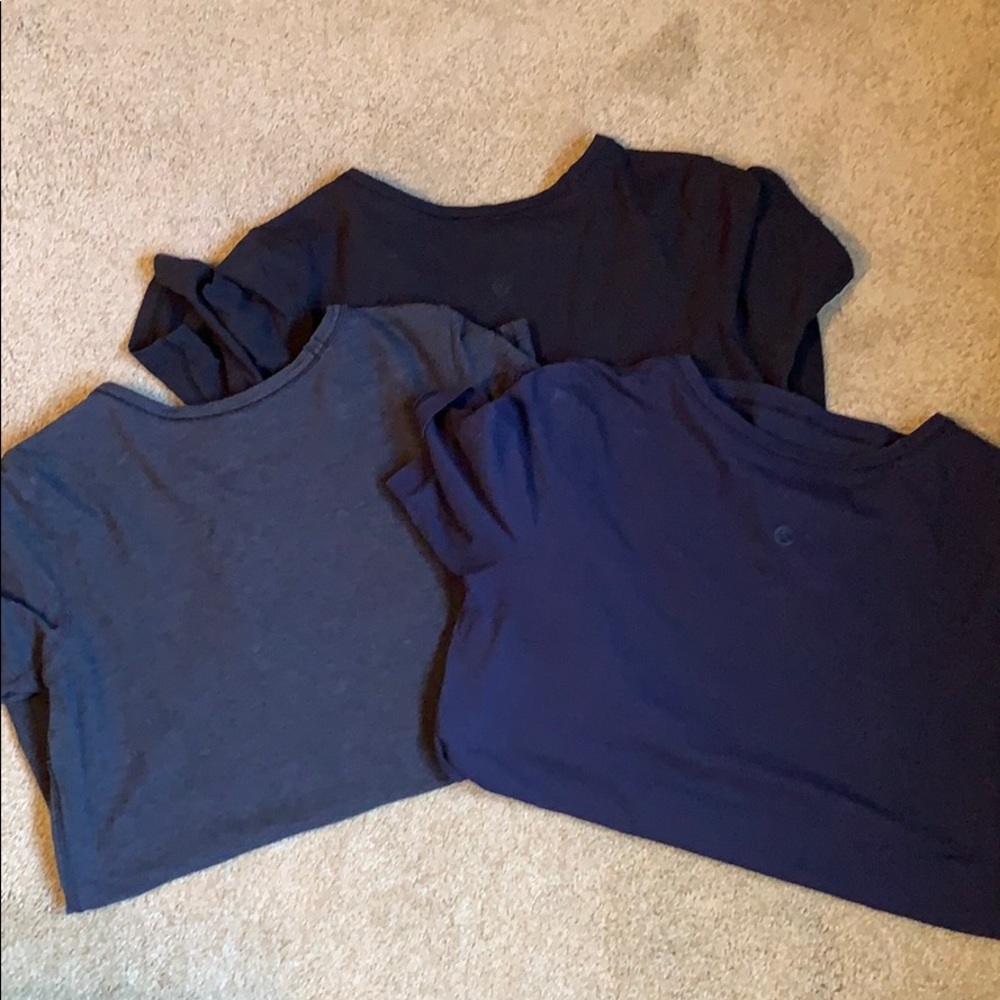 Short sleeve crew neck